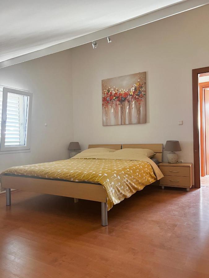 D.O.O. Yury Apartment Trogir Eksteriør billede