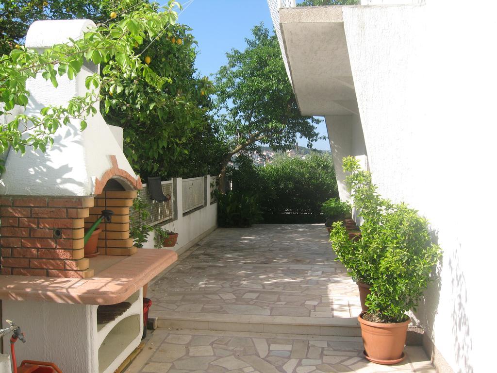 D.O.O. Yury Apartment Trogir Eksteriør billede
